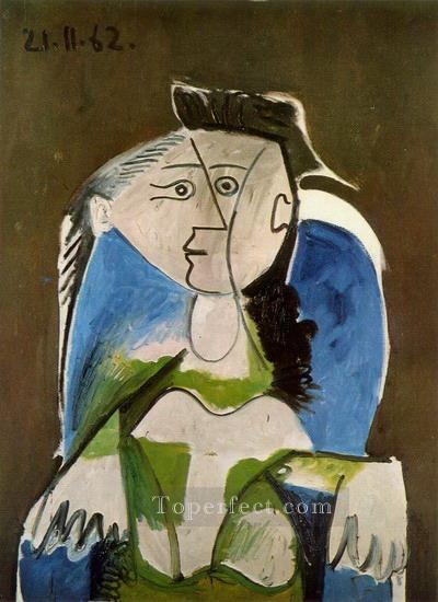 青い肘掛け椅子に座る女性 1 1962 パブロ・ピカソ油絵